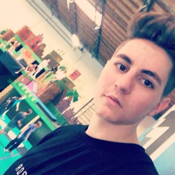 Meet your Posher, Steven - Picture 1 of 1